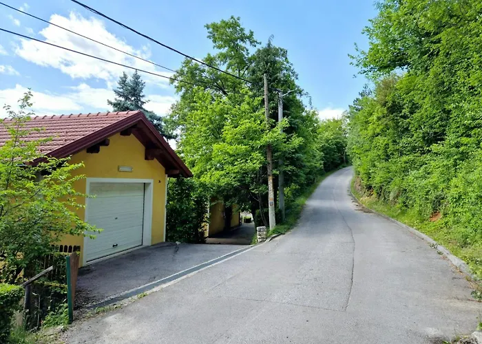 Apartman Alemina - Mirna Lokacija Blizu Centra, Priroda I Privatnost