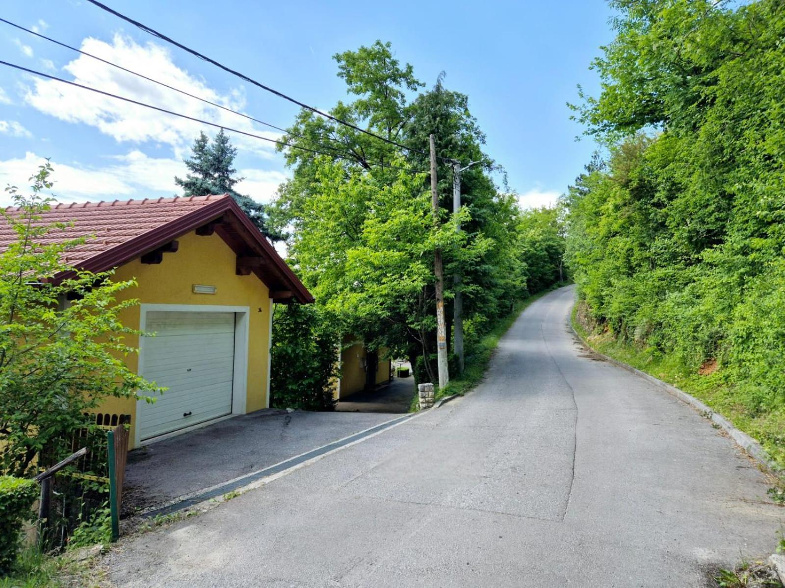 Alemina - Mirna Lokacija Blizu Centra, Priroda I Privatnost Apartment Cazin